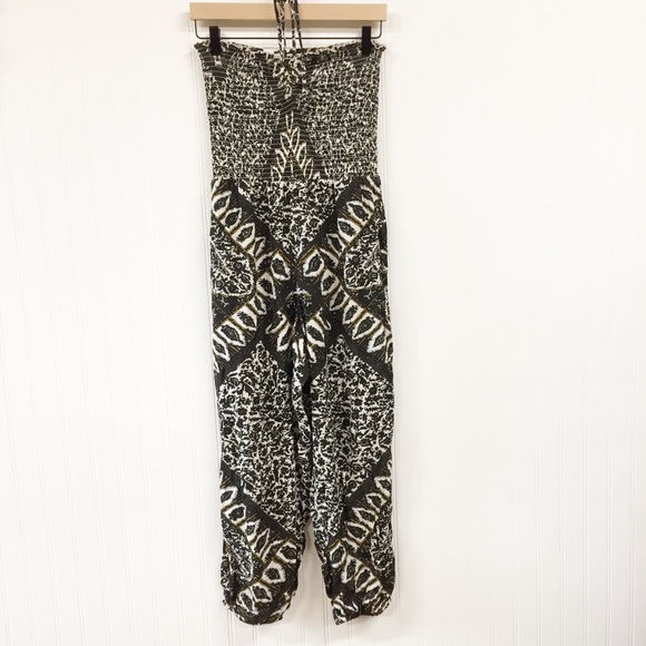 Free People | Balloon Gauzy Print Halter Jumpsuit - Picture 3 of 7